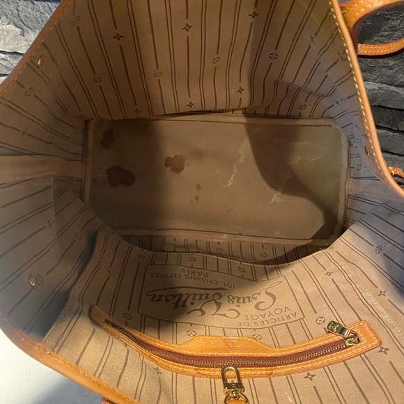 Authentic Louis Vuitton Neverfull MM - Picture 8 of 10